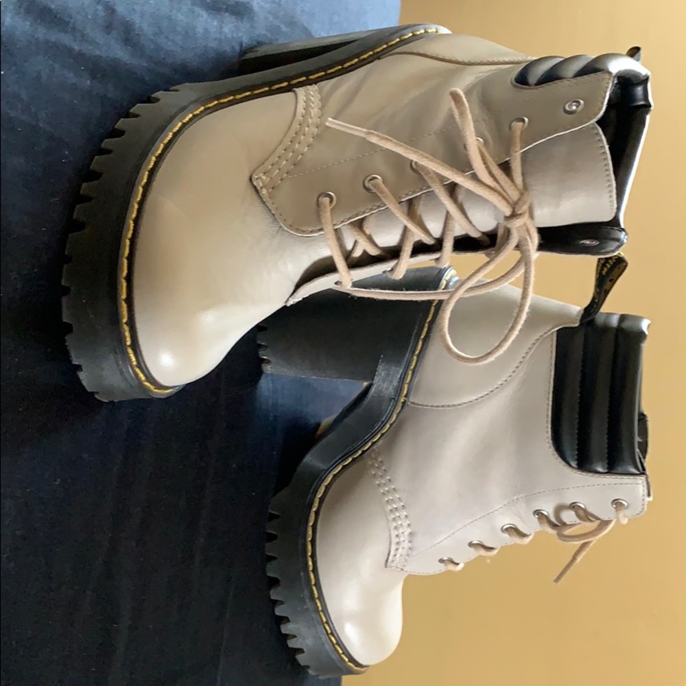 Dr martins Persephone boots